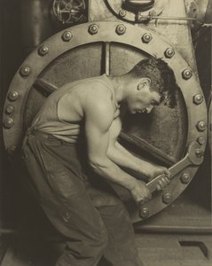 Mekaniker og damppumpe, 1921 af Lewis Wickes Hine