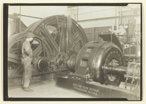 Minerne i dag med kabler (elektrisk drevne). Dette er kraftrummet i en kulmine i Pennsylvania af Lewis Wickes Hine