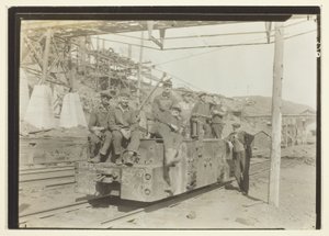 Uden titel (En ret moderne kulmine, elektrificeret, i det østlige Pennsylvania) af Lewis Wickes Hine
