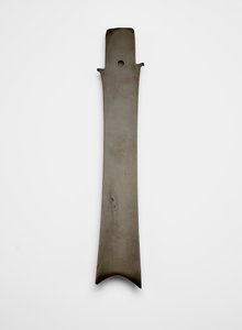 Gaffelblad (zhang 璋), ca. 2000-1700 f.Kr. (jade, nefrit)