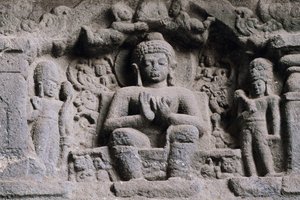 Relief forestillende Buddha, Karla-hulerne, Maharashtra, Indien, 2. århundrede. af Unbekannt Unbekannt