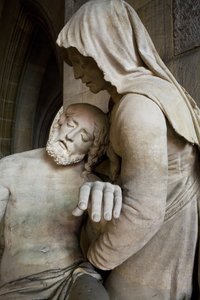 Pieta, detalje