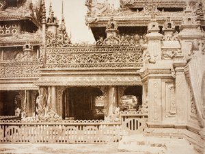 nr. 92. Amerapoora. En anden del af balkonen på Kyoung nr. 86 [Maha-too-lo-Bounghian Kyoung].