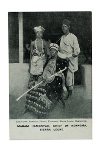 Madam Hamonyah, chef for Kennema, Sierra Leone, ca. 1905-07 af Lisk Carew Brothers