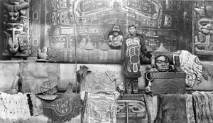 Et hus for indianske høvdinge i Alaska, 1897 af Lloyd Valentine and Pond, Edwin Percy Winter