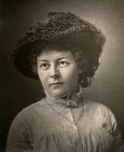 Adela Measor, irsk skuespillerinde, 1882