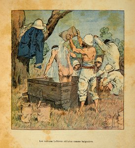 The War in Madagascar-Anecdotal History of the French Expeditions of 1885-1895 af Henri Galli dit Galllichet (1854-1922), illustreret af Louis Bombled (1862-1927): Lefebvre-bilerne brugt som badekar af soldater i 1895 på Madagaskar, Privat samling af Louis Charles Bombled