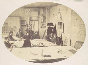 [Charles Garnier i tegnestuen, mens han designer den nye Paris-opera], ca. 1870.