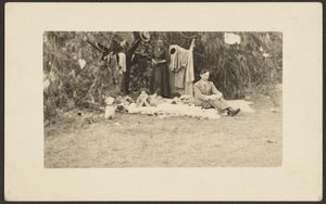 [Gruppepicnic] af Louis Fleckenstein