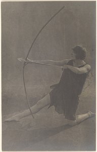 [Knælende bueskytte]