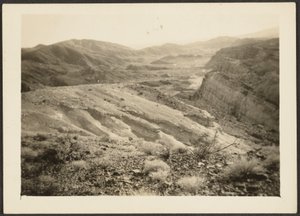 [Rocky Landscape] af Louis Fleckenstein