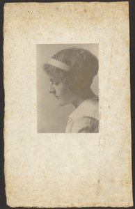 [Sara Holin] af Louis Fleckenstein