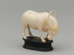 Sort biskop, skakbrik, Indien, 1820 ca af Louis Thomas Bardel
