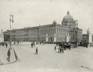 Berlin, bypalads af Lucien Levy