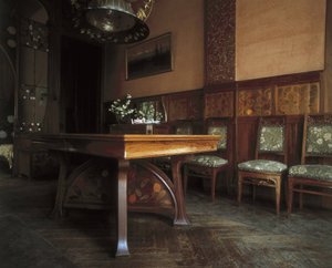Spisestuen, Casa Nava (1901-1907), a Reus - DOMENECH I MONTANER, Lluis (1850-1923). Navas hus. 1901-1907. SPANIEN. Reus. Navas-huset. Spisestue med møbler af Gaspar Homar i Mesquida. Modernisme. Arkitektur.