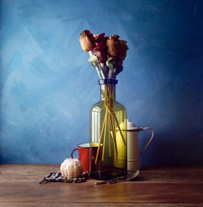 Tørrede blomster og appelsin