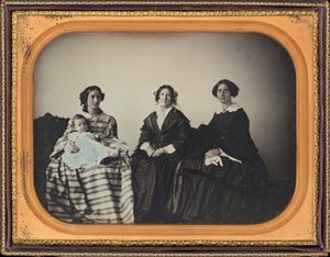 Portræt af en mor, et barn og to kvinder,ca. 1850 (foto) af Luther Holman Hale