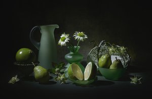Elegant grønt stilleben