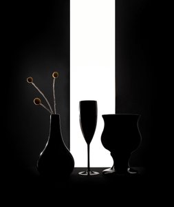 Mørke, elegante silhuetter af Margareth Perfoncio