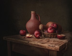 Stilleben med blommer fra den gamle verden af Margareth Perfoncio