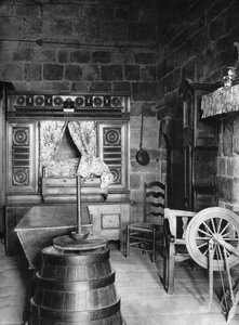 Interiør, Dinan, Bretagne, Frankrig, 1937. af Martin Hurlimann
