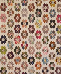 Detalje af et patchwork sengetæppe (tekstil) af Mary Butler