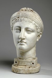 Buste af en græsk kvinde (marmor) (se også 876113) af Mary Thornycroft