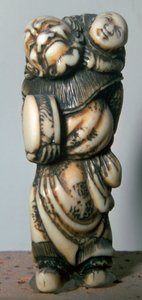 Japansk Netsuke af en kinesisk danser og barn, 1700-tallet. af Masahira