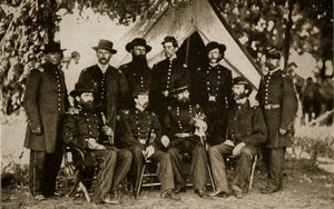 General Jefferson C. Davis og stab af Mathew and studio Brady