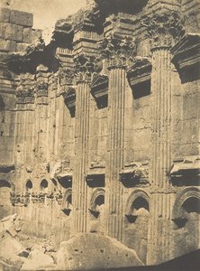 Indvendig søjlegang af Naos i Jupitertemplet ved Baâlbek Héliopolis, 15. september 1850. af Maxime Du Camp