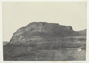 Fortress of Ibrahim Ancient Premis, Udsigt fra syd, Nubien, 184951, trykt 1852. af Maxime Du Camp