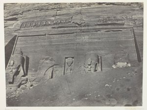 Ibsamboul, Vue Générale Du Grand Spéos De Phrè; Nubie, plade 102 fra albummet "Egypte, Nubie, Palestine et Syrie" (1852) af Maxime Du Camp