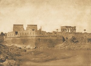Generelt billede af øen Philae, taget fra den sydlige spids af øen Begueh, 1849-50. af Maxime Du Camp