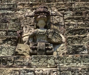 Copan hieroglyfisk statue af Mayan