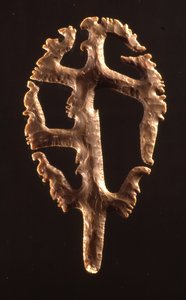 Excentrisk flint placeret i en dedikation ned ad den hieroglyfiske trappe, Copan, senklassisk periode (600-900) (flint)