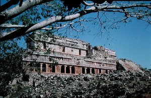 Udsigt over det store palads (foto) af Mayan Mayan