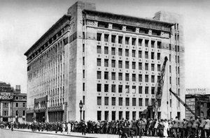 Adelaide House, London, 1926-1927. af McLeish