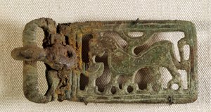 Merovingerkunst: bæltespænde, der repræsenterer et fantastisk dyr. Gallien 6. århundrede. Nationalmuseet for arkæologi i Saint Germain en Laye