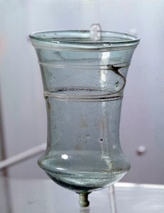 Merovingerkunst: glas. Gallien 6. århundrede. Nationalmuseet for arkæologi i Saint Germain en Laye