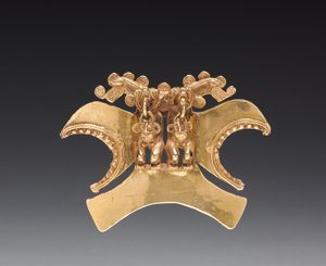 Dobbelt fuglehoved figurvedhæng, ca. 1000-1500 (støbt og hamret guld)