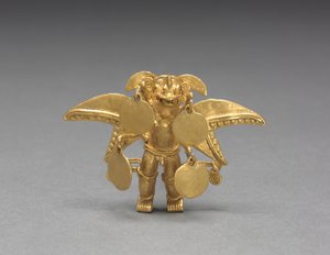 Bevinget figur vedhæng, ca. 1000-1550 (støbt og hamret guld)