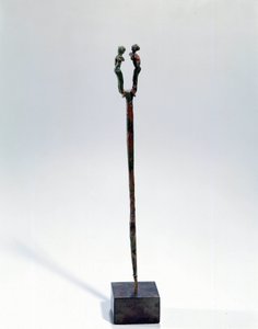 Orientalsk kunst: fastgør en hoveddekoration af to karakterer. Bronzeobjekt, Omkring 3300 - 3200 f.Kr. (Urik-perioden, Mesopotamien). Fra Tello. Højde 18 cm. Paris, Musée du Louvre af Mesopotamian Mesopotamian