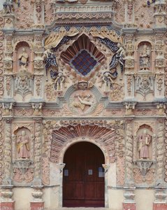 Facade af Franciscan Mission Church of Saint Francis, 1754-62 af Mexican School