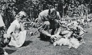 Kong George VI og prinsesse Margaret Rose, 1937. af Michael Chance