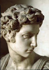 Allegori om dag og nat: detaljer om den afdøde. Giuliano de Medicis mausoleum. Marmor skulptur af Michelangelo Buonarroti