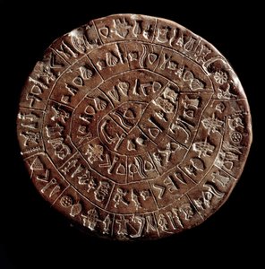 Skiven af Phaistos (Phaistos Disk, Phaestos Disc) (minoisk kunst - 1700 - 1600 f.Kr.) dækket med hieroglyffer. af Minoan