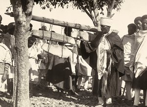 Building an Empire i den fascistiske tidsalder: Abessiniske klokker, 09/05/1936 (s/h foto) af Modestino Baldinetti