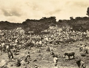 Building an Empire i den fascistiske tidsalder: Abyssinian Market, 09/05/1936 (s/h foto) af Modestino Baldinetti