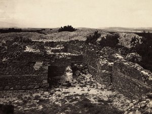 Opbygning af et imperium i den fascistiske tidsalder: Axum-ruinerne af Solens tempel i Adulis, 09/05/1936 (s/h-foto) af Modestino Baldinetti