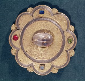 Polyfliget relikvieskrin, 1200-tallet (guld, træ og ædelsten)
